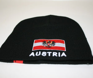 Haube AUSTRIA schwarz mit Wappen