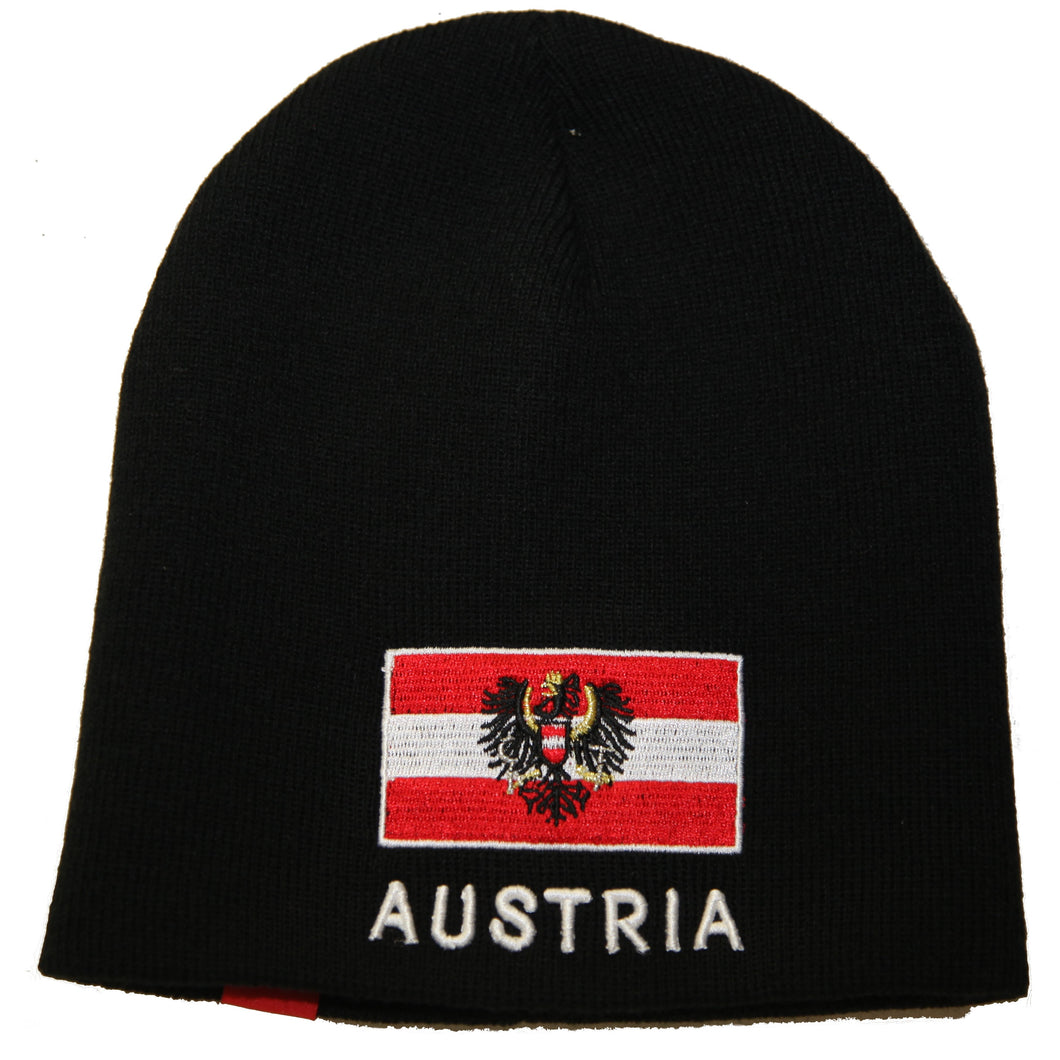 Haube AUSTRIA schwarz mit Wappen